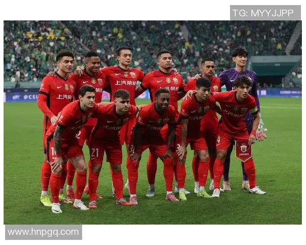 赛后分析:上海足球队与北京足球队的战术配合与表现评估 赛后分析:上海足球队与北京足球队的战术配合与表现评估