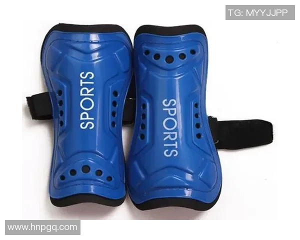 足球装备选购指南：必备护具推荐与使用技巧分享