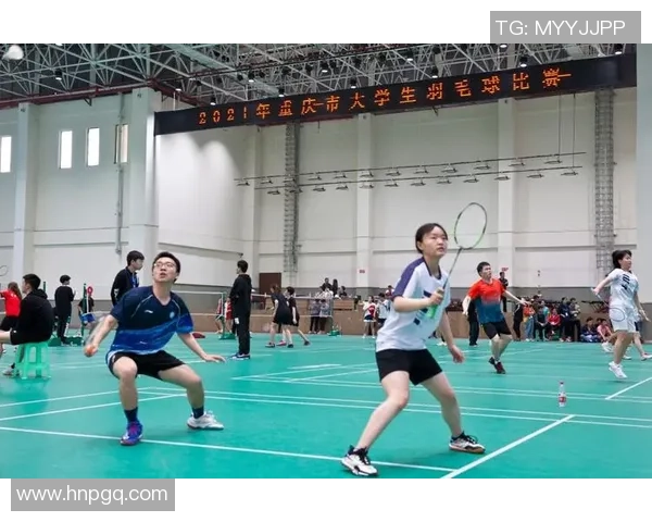 重庆羽毛球队比赛经验分享与成长历程探讨 重庆羽毛球队比赛经验分享与成长历程探讨