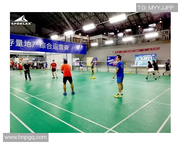 重庆羽毛球队战术解析与运营体系探讨助力羽毛球发展