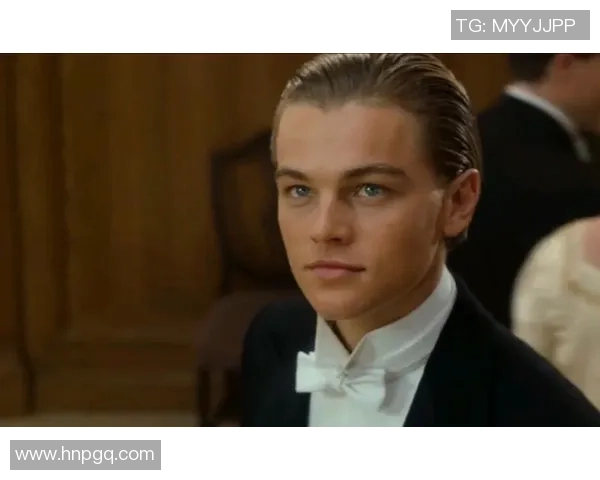 足球明星巅峰颜值大比拼谁是球场上的绝世美男与魅力之星