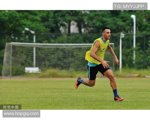 杭州羽毛球队以94分稳居锦标赛积分榜首位展现强劲实力 杭州羽毛球队以94分稳居锦标赛积分榜首位展现强劲实力